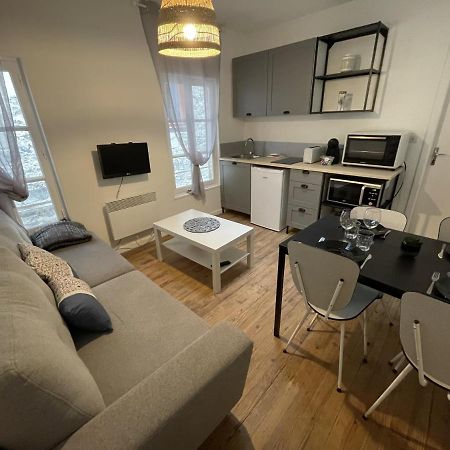 Saphir, Hyper Centre Ville Au Calme Au Fond D'Une Impasse Caen Buitenkant foto