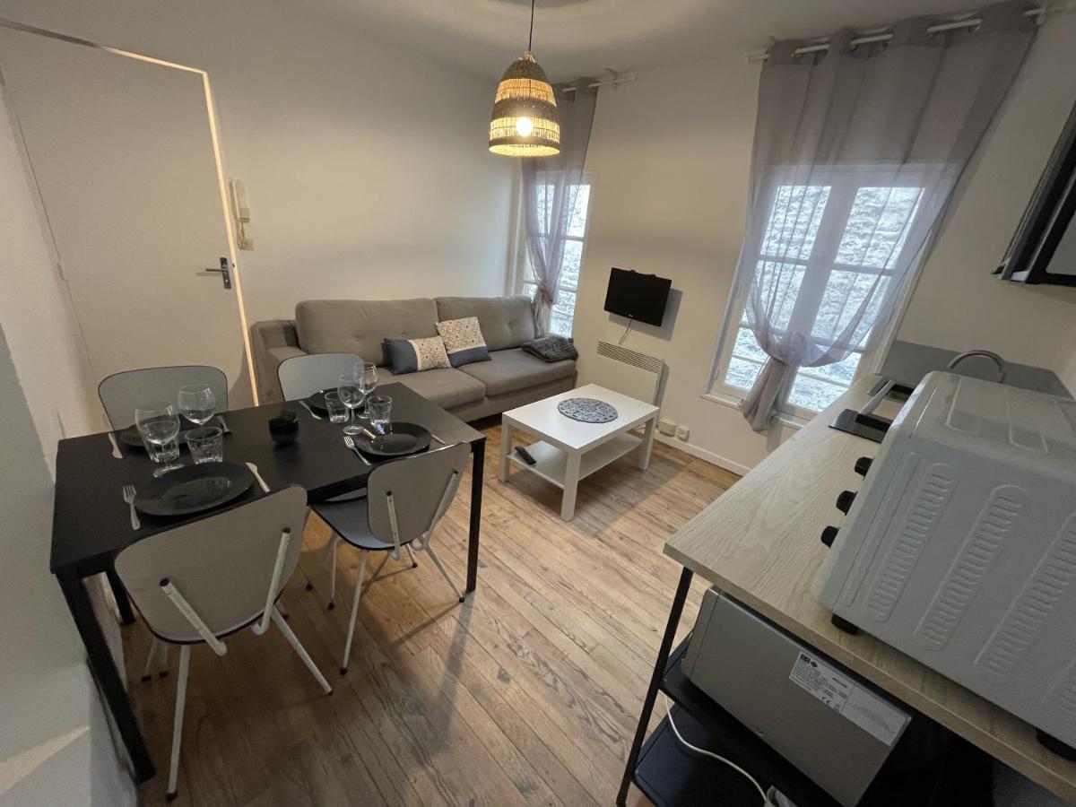Saphir, Hyper Centre Ville Au Calme Au Fond D'Une Impasse Caen Buitenkant foto