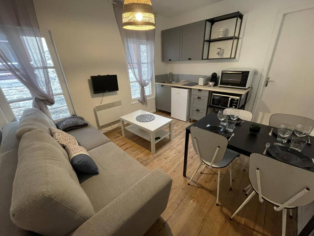 Saphir, Hyper Centre Ville Au Calme Au Fond D'Une Impasse Caen Buitenkant foto